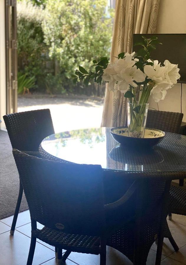 Retreat On Rita ~ Downtown Mount Maunganui With Beach Access Exterior foto
